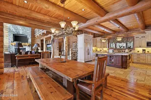 110 St Andrews Dr, Greentown, PA 18426 - Photo 5