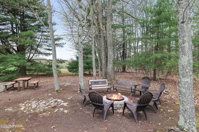 110 Saint Andrews Drive, Greentown, PA 18426 - Photo 3