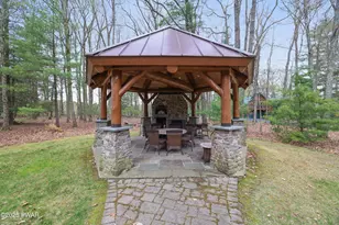 110 St Andrews Dr, Greentown, PA 18426 - Photo 103