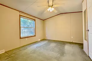 6 Park St, Honesdale, PA 18431 - Photo 11