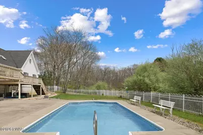 514 Highlawn Drive, East Stroudsburg, PA 18302 - Photo 3