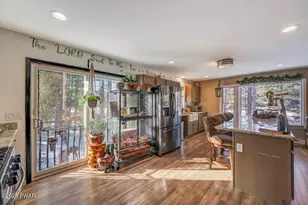 132 N Lk Shr Dr, Dingmans Ferry, PA 18328 - Photo 13