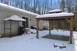 374 Fork Mountain Rd, Equinunk, PA 18417 - Photo 53