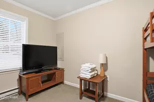 45 Crest View Rd, Lake Ariel, PA 18436 - Photo 29