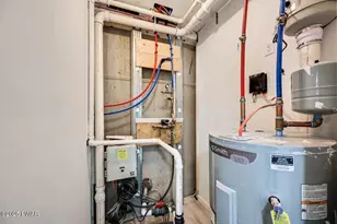 578 Lakeview Dr E, Lake Ariel, PA 18436 - Photo 81