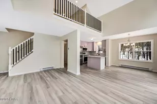 578 Lakeview Dr E, Lake Ariel, PA 18436 - Photo 15