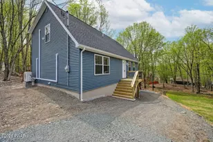 578 Lakeview Dr E, Lake Ariel, PA 18436 - Photo 75