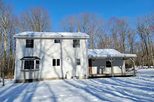 104 King Arthurs Ct, Honesdale, PA 18431 - Photo 5