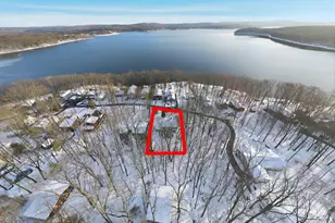 17 Lake Dr, Hawley, PA 18428 - Photo 3