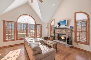 17 Lake Dr, Hawley, PA 18428 - Photo 13