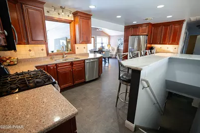 125 Rinaldi Drive, Taylor, PA 18517 - Photo 9