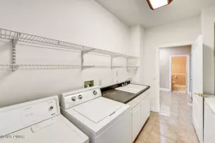 802 Niblick Ct, Lords Valley, PA 18428 - Photo 53