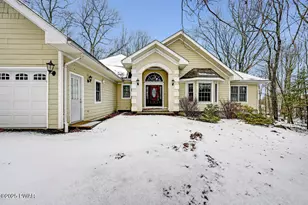 802 Niblick Ct, Lords Valley, PA 18428 - Photo 7