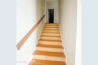 807 Avenue K #Left, Matamoras, PA 18336 - Photo 9