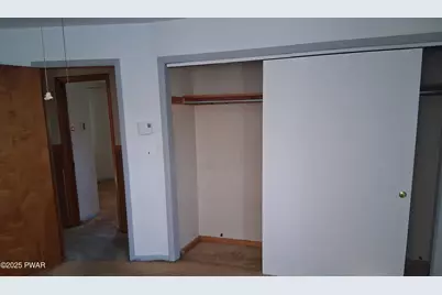 218 Mohican Road, Canadensis, PA 18325 - Photo 17