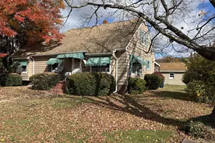 703 3rd St, Matamoras, PA 18336 - Photo 3