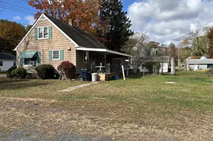 703 3rd St, Matamoras, PA 18336 - Photo 5