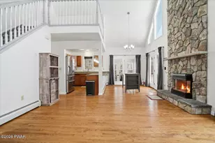 121 Karl Hope Blvd, Lackawaxen, PA 18435 - Photo 5