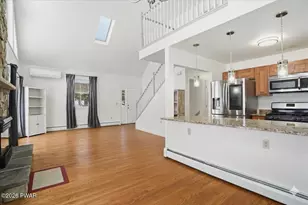 121 Karl Hope Blvd, Lackawaxen, PA 18435 - Photo 9