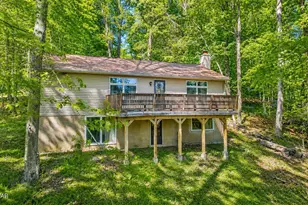 21 Bruin Rd, Lake Ariel, PA 18436 - Photo 1