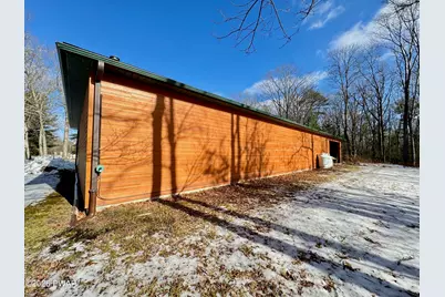 424 Pa-390, Tafton, PA 18464 - Photo 11