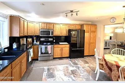 46 Tennis Club Circle, Lakeville, PA 18438 - Photo 5