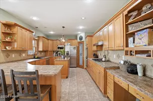 111 Highland Ln, Hawley, PA 18428 - Photo 23