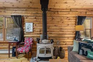 124 W Mulberry Dr, Milford, PA 18337 - Photo 13