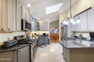 35 Perkins Pond Rd, Beach Lake, PA 18405 - Photo 9