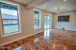 628 Hudson Street St, Hawley, PA 18428 - Photo 5