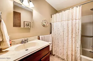 894 Deerfield Rd, Lake Ariel, PA 18436 - Photo 39