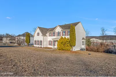 124 Milestone Drive, East Stroudsburg, PA 18302 - Photo 3