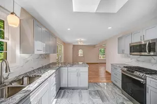 1006 Hidden Valley Ct, Lake Ariel, PA 18436 - Photo 27