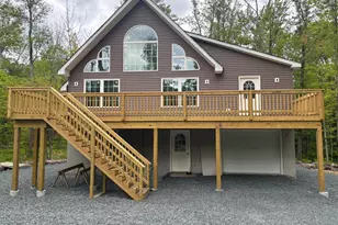 1006 Hidden Valley Ct, Lake Ariel, PA 18436 - Photo 1