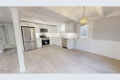 102 Sandstone Drive, Dingmans Ferry, PA 18328 - Photo 7