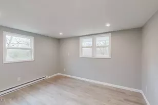 102 Sandstone Dr, Dingmans Ferry, PA 18328 - Photo 19