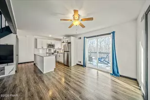 3260 Bluebird Dr, Bushkill, PA 18324 - Photo 5