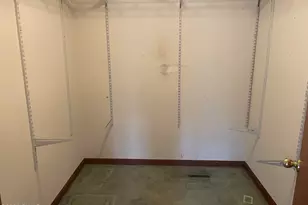 140 Colette Ln, Dingmans Ferry, PA 18328 - Photo 9