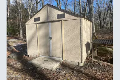 140 Colette Lane, Dingmans Ferry, PA 18328 - Photo 17