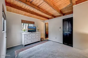 312 Surrey Dr, Lords Valley, PA 18428 - Photo 33