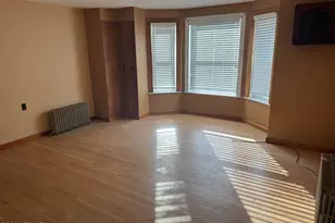916 Oakland St, Hawley, PA 18428 - Photo 5