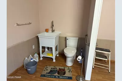 916 Oakland Street, Hawley, PA 18428 - Photo 13