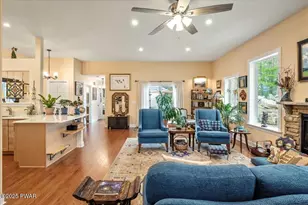 4426 Skyline Dr, Canadensis, PA 18325 - Photo 7