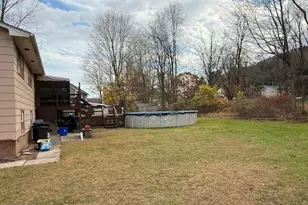 910 2nd St, Matamoras, PA 18336 - Photo 29