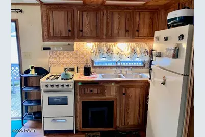 224 Locust Lake Drive, Milford, PA 18337 - Photo 9