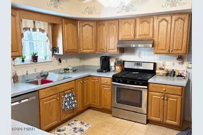 115 Thiel Drive, Dingmans Ferry, PA 18328 - Photo 11