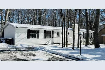 130 Cottonwood Court, Milford, PA 18337 - Photo 1