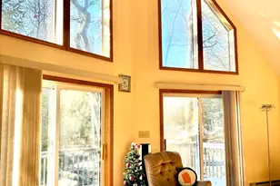 216 Westfall Dr, Dingmans Ferry, PA 18328 - Photo 7