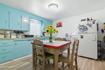 111 Hickory Drive, Greentown, PA 18426 - Photo 13