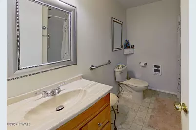 1030 Bear Drive, Bushkill, PA 18324 - Photo 17